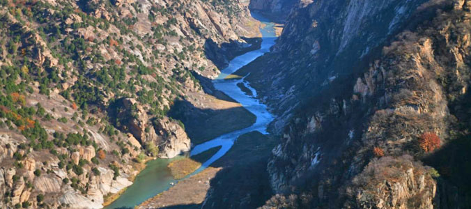 Yarlung Tsangpo Grand Canyon