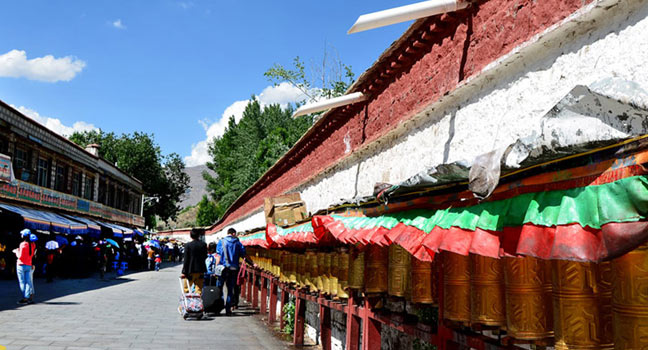the Barkhor Street
