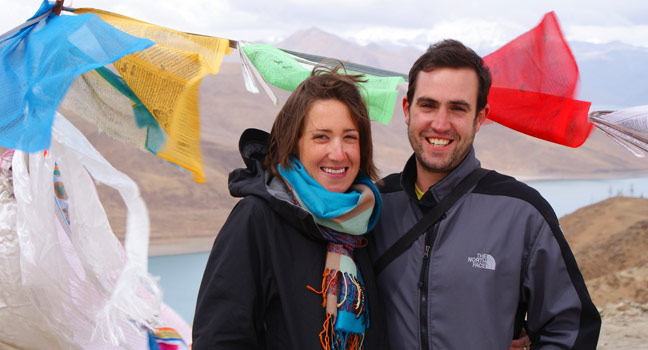 Tourists at Yamdrok Lake